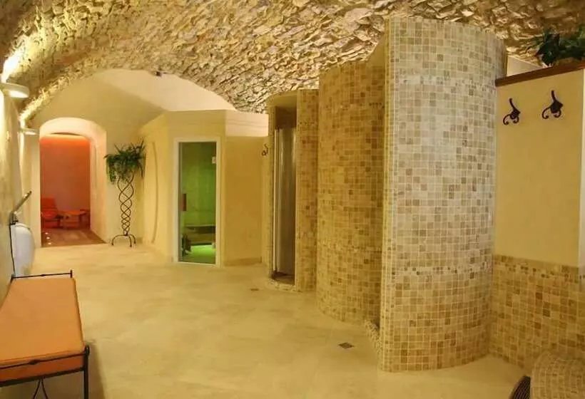 Hotelli Palazzo Squarcialupi
