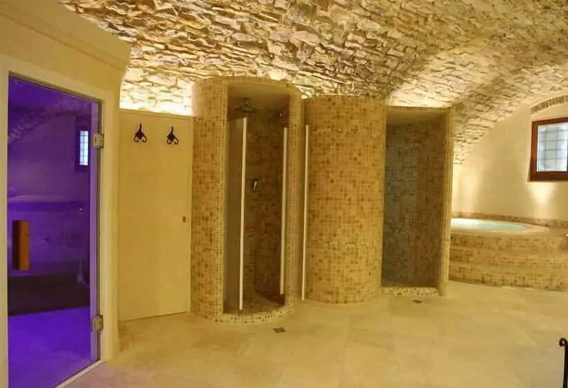 Hotelli Palazzo Squarcialupi