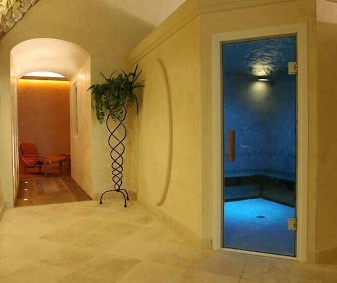 בית מלון כפרי Palazzo Squarcialupi