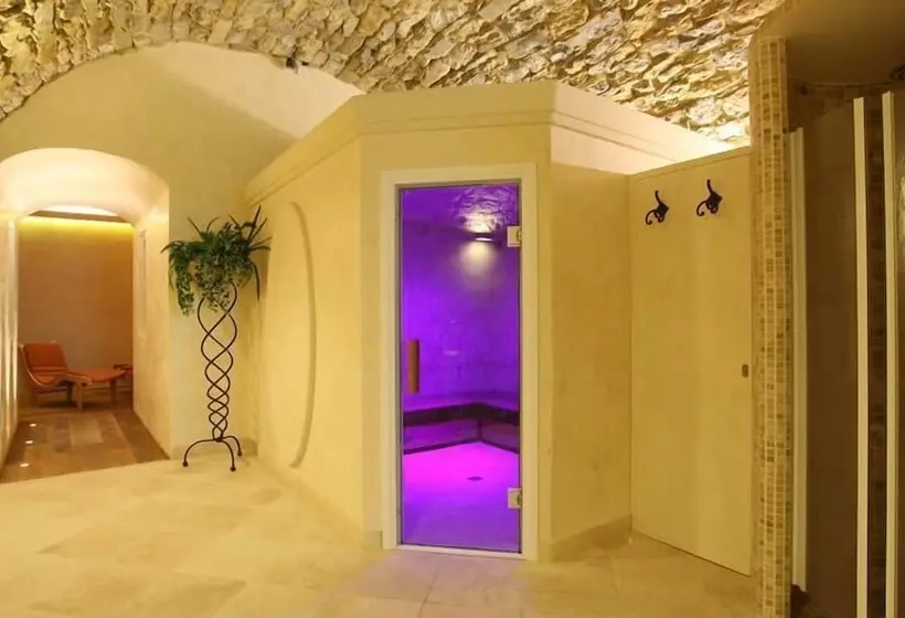 Hotelli Palazzo Squarcialupi