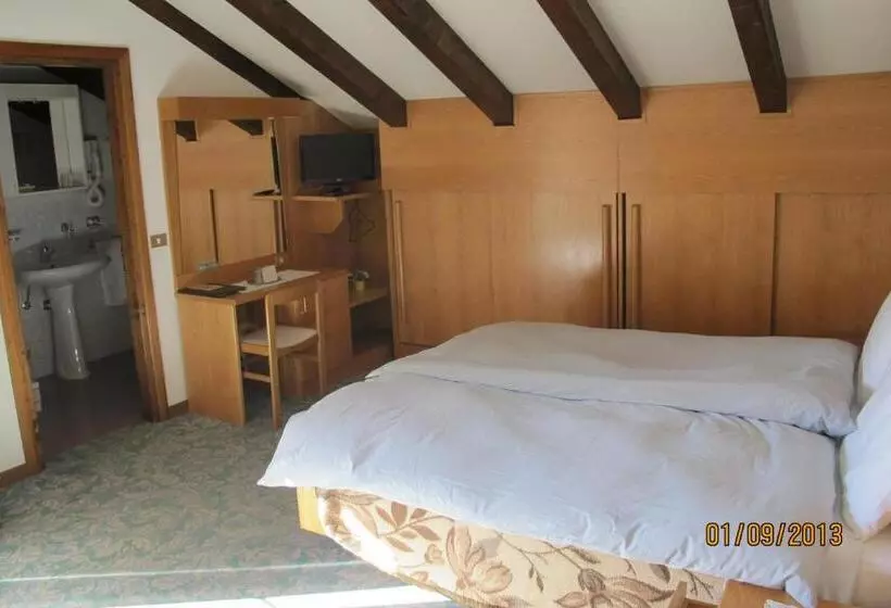 Hotelli Presena
