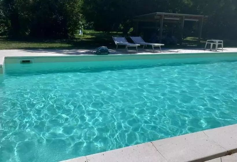 Hotelli Villa Carrer