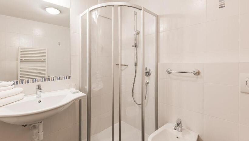 Parkhotel Plauserhof