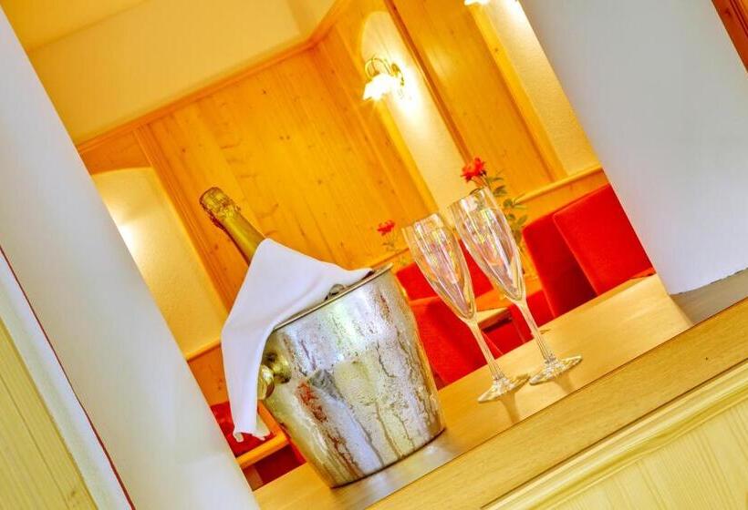 Parkhotel Plauserhof