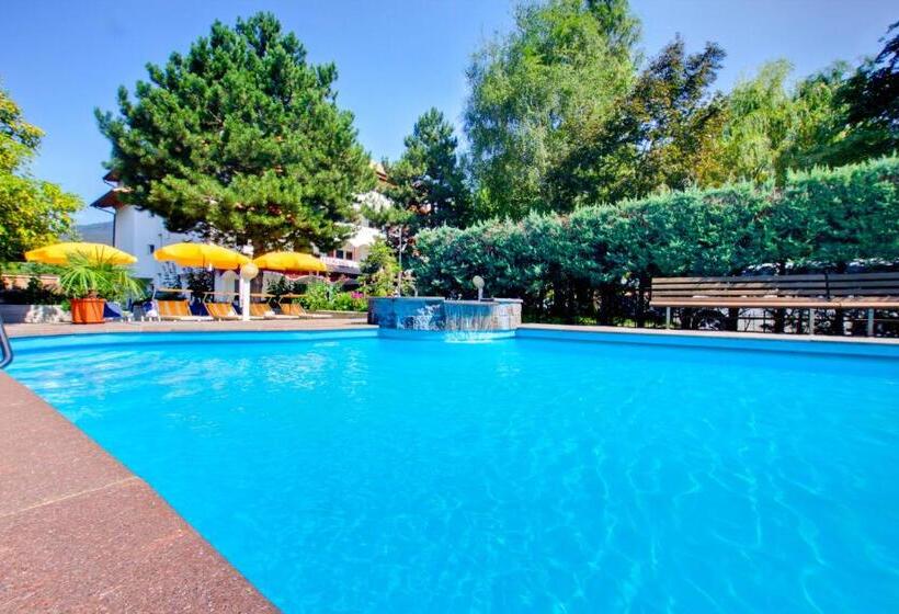 Parkhotel Plauserhof