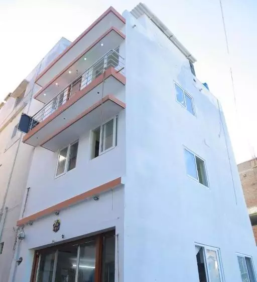 Amudha Hotels & Restaurant