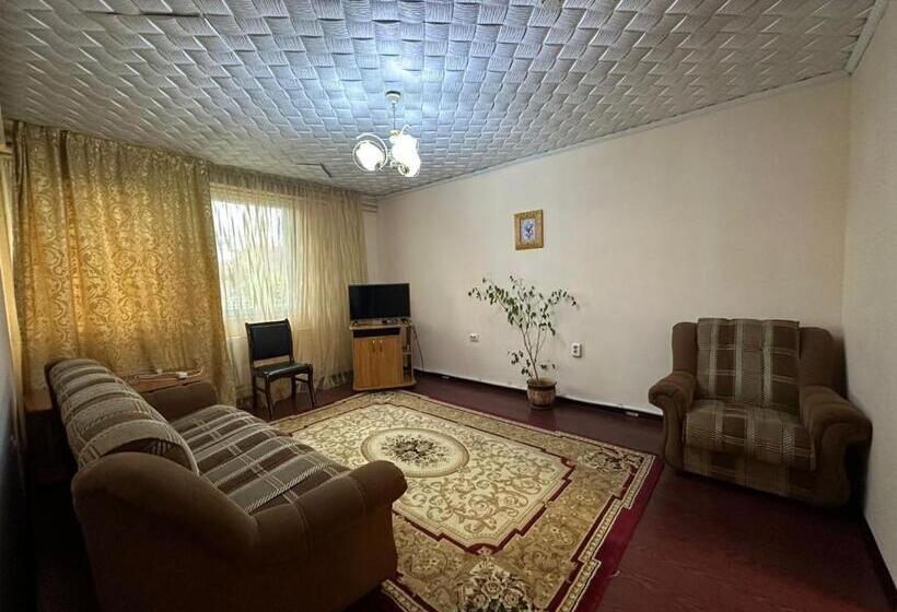 تختخواب و صبحانه гостиничный ресторанный комплекс эдельвеис