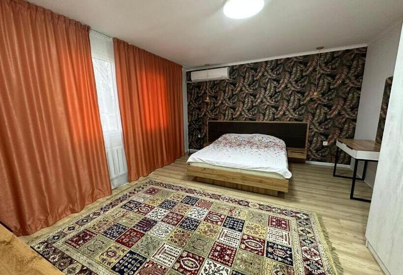 تختخواب و صبحانه гостиничный ресторанный комплекс эдельвеис