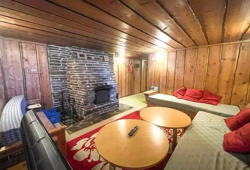 Aamiaismajoitus (B&B) Sova Guesthouse