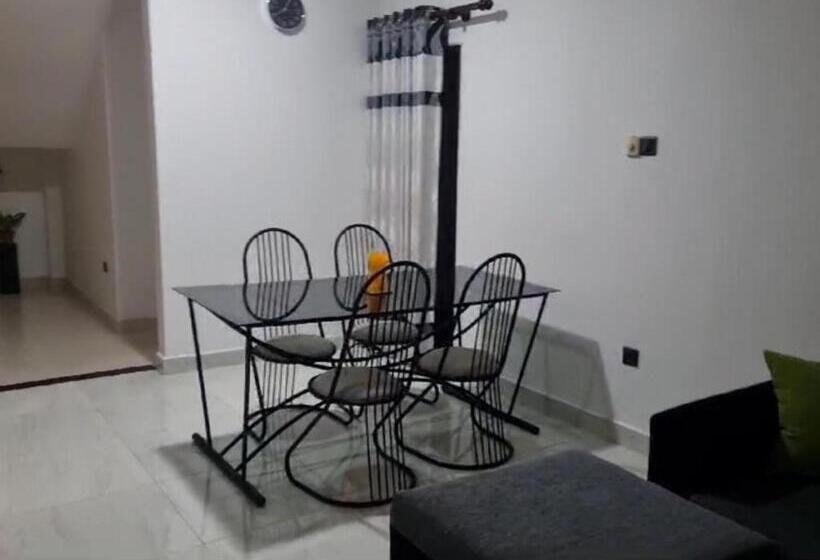 مبيت وإفطار The Glory Villa Transit