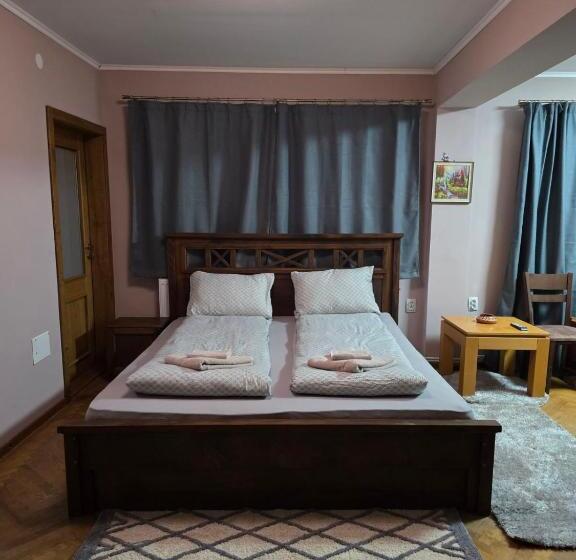 Отель комитите