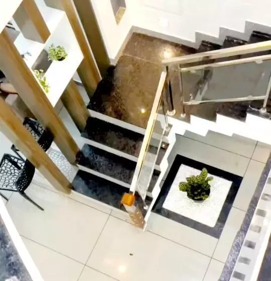 Hotelli Whitefort Family Rooms With Balcony Serviced Villa