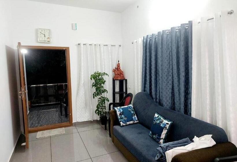 Hotel Whitefort Family Rooms With Balcony Serviced Villa