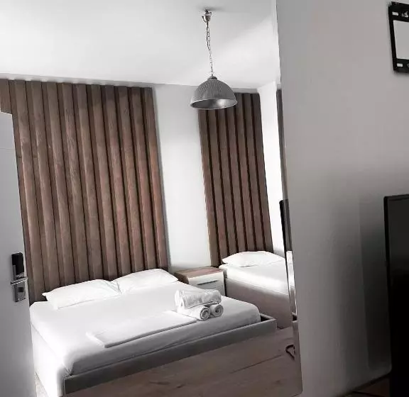 Hotelli Aromë Natyre By Alarafarm