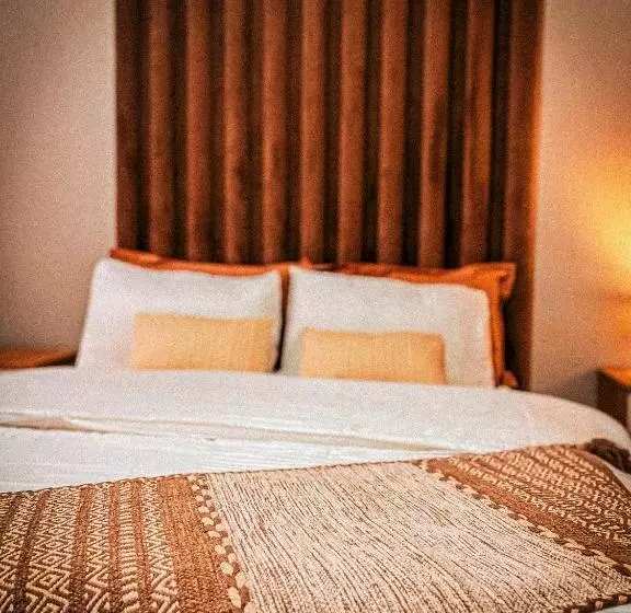 Hotelli Aromë Natyre By Alarafarm