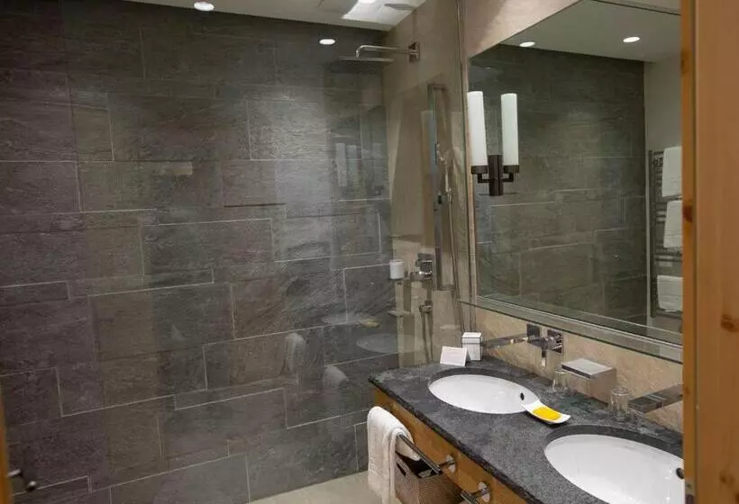 ホテル Hochschober