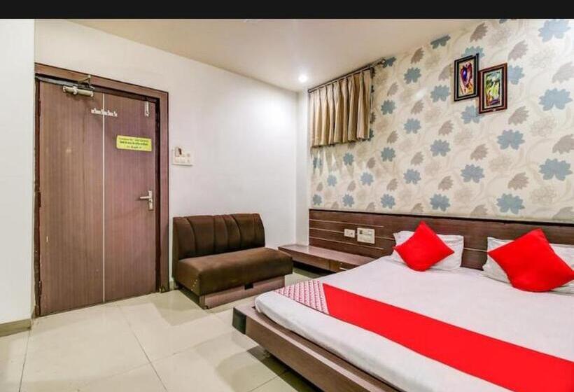 Hotel Neelkanth , Bhopal