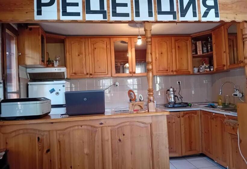 Отель Yankee Bohemia