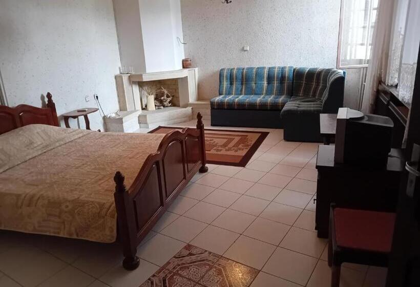 Отель Yankee Bohemia