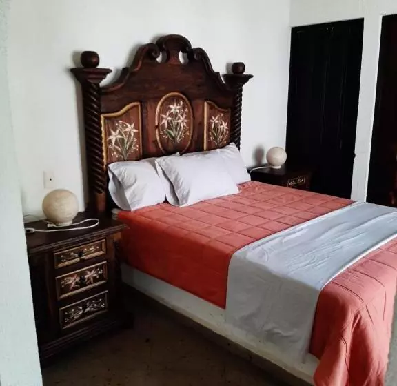 ホテル Edén Cuernavaca Jacuzzi