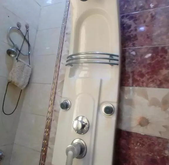 ペンション غرفة مكة في الفندق مشي إلى الحرم قريب ناحية برج الساعة Room Makkah In Hotel Walk To Alharam Nearly