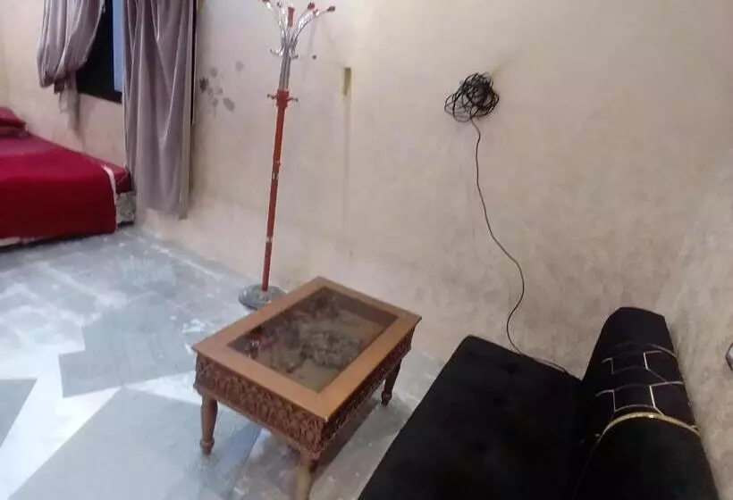 ペンション غرفة مكة في الفندق مشي إلى الحرم قريب ناحية برج الساعة Room Makkah In Hotel Walk To Alharam Nearly