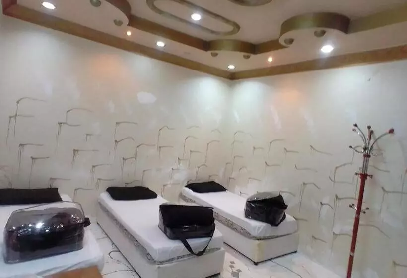 ペンション غرفة مكة في الفندق مشي إلى الحرم قريب ناحية برج الساعة Room Makkah In Hotel Walk To Alharam Nearly