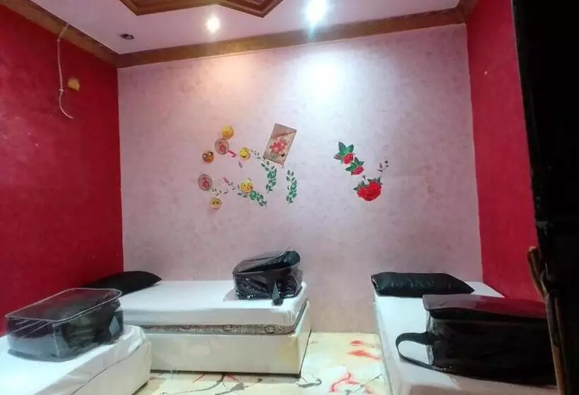 ペンション غرفة مكة في الفندق مشي إلى الحرم قريب ناحية برج الساعة Room Makkah In Hotel Walk To Alharam Nearly