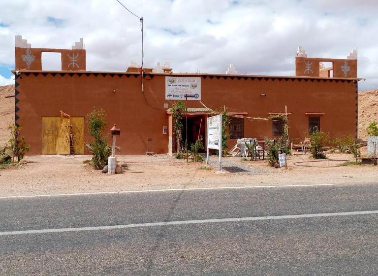 بنسيون Dar Adiafa Dar Asalam