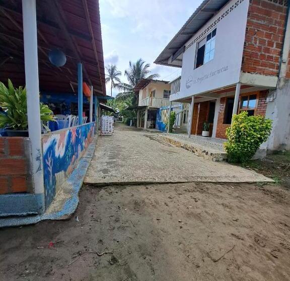 Pension La Regatta De Lucrecia