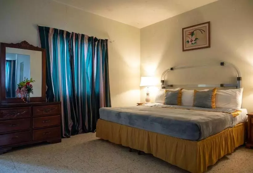 پانسیون Ocean View King Room At Sahara