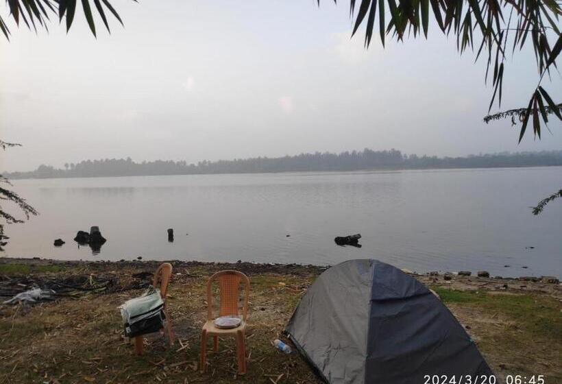 منتجع Janz Eden Bay