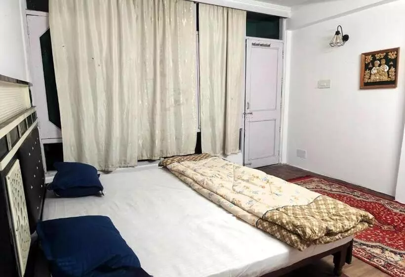 Vibe Hostel