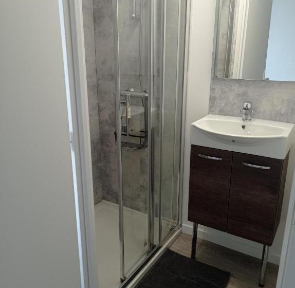 مبيت وإفطار Aux 2 Rivières