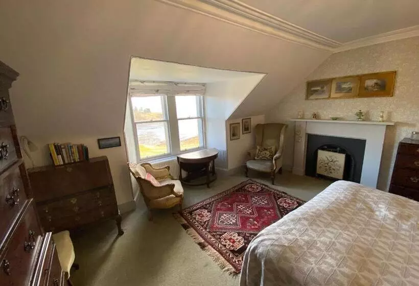 Aamiaismajoitus (B&B) Glenaros Lodge