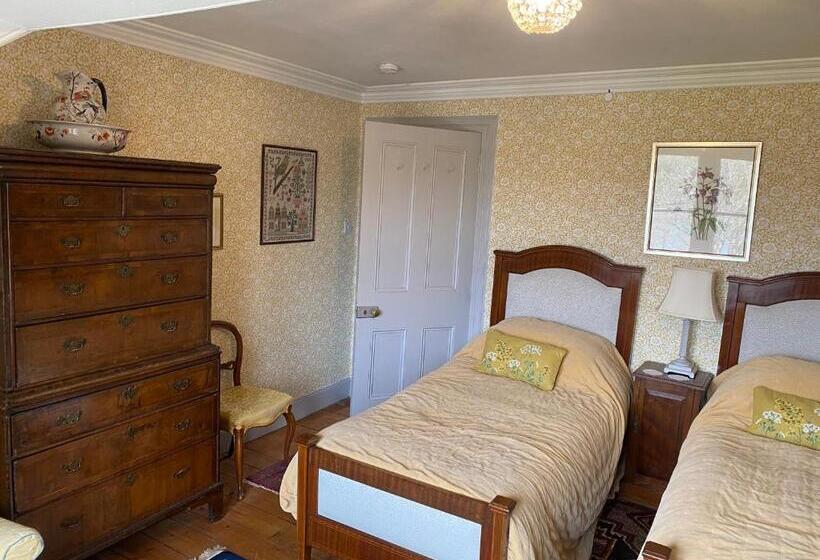 Bed and Breakfast Glenaros Lodge