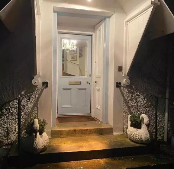 Aamiaismajoitus (B&B) Glenaros Lodge