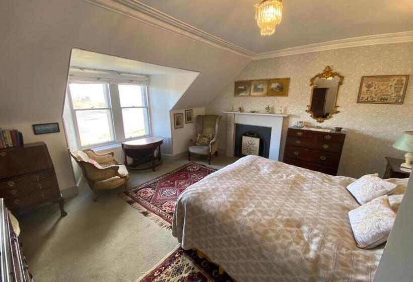 Bed and Breakfast Glenaros Lodge