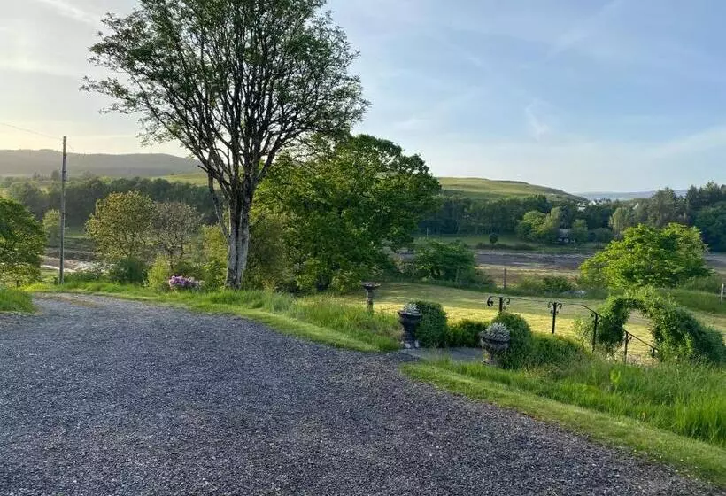 Aamiaismajoitus (B&B) Glenaros Lodge