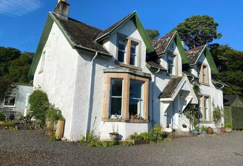 Aamiaismajoitus (B&B) Glenaros Lodge