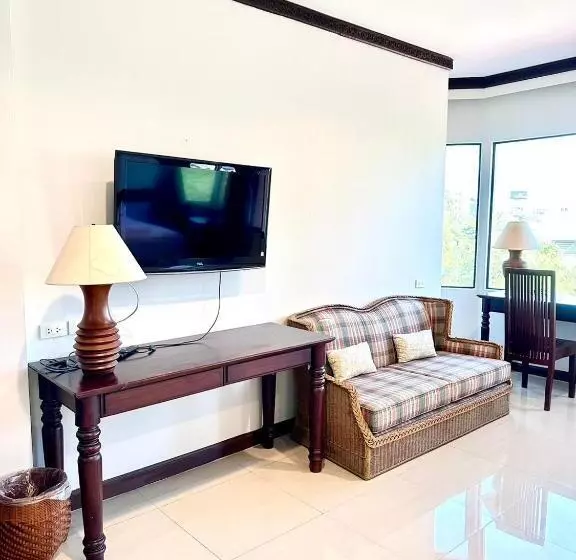 ホテル บ้านสวนรีสอร์ท นครสวรรค์
