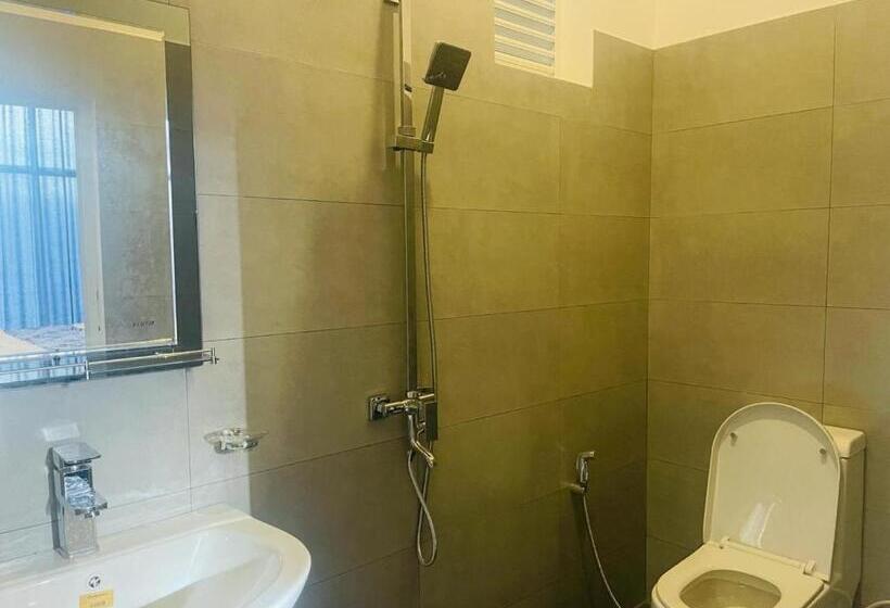 Hotel Hanthana Sk Paradise