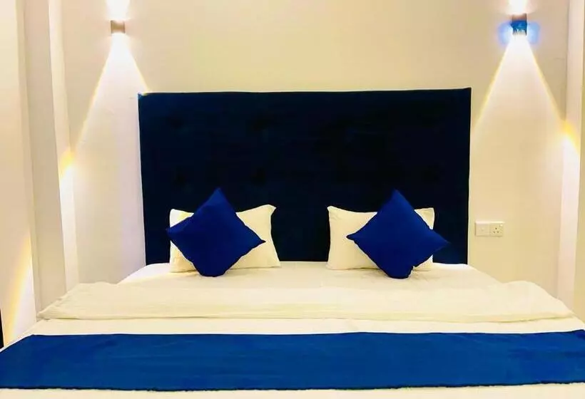 Hotelli Hanthana Sk Paradise
