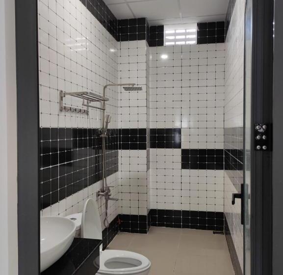 هتل New Wave Homestay