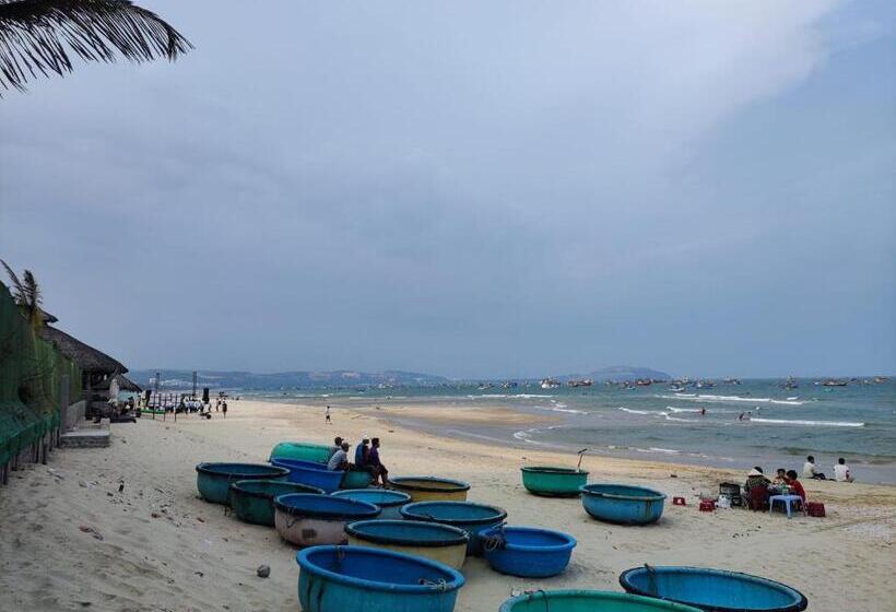 هتل New Wave Homestay