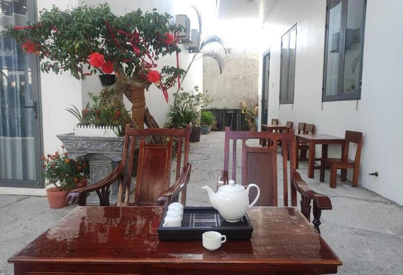 هتل New Wave Homestay