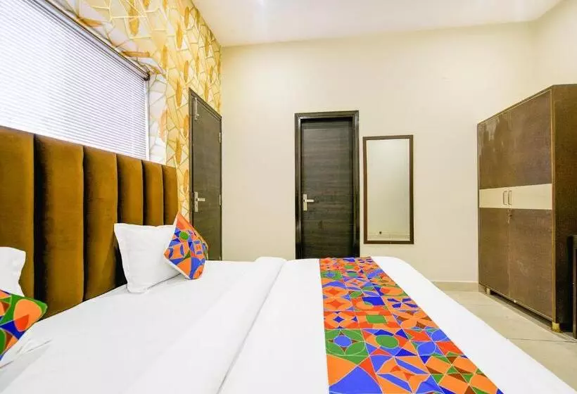 Fabhotel Royal Regency I