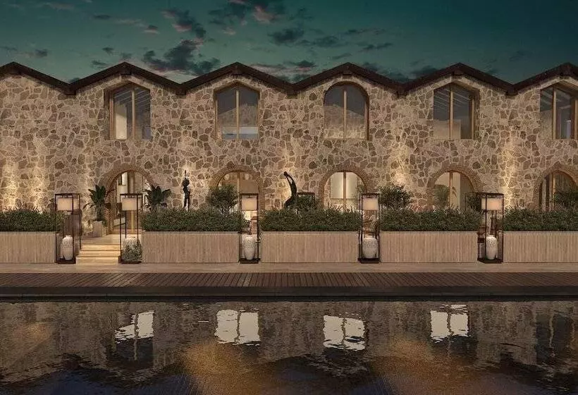 Hotelli Ruins Luxury Resort