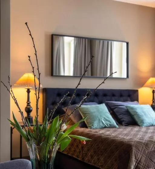 Hotelli White Brig Guesthouse