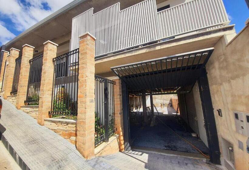 Pensjonat Suítes Capitólio Canastra